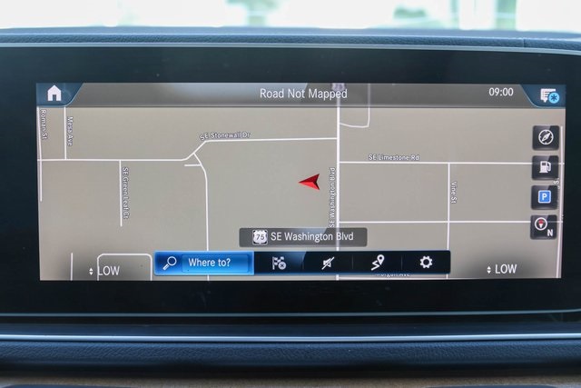Used 2021 Gray Mercedes-Benz GLE 350 image 28