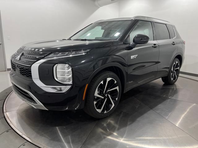 2025 Mitsubishi Outlander Plug-in Hybrid Platinum Edition's photo