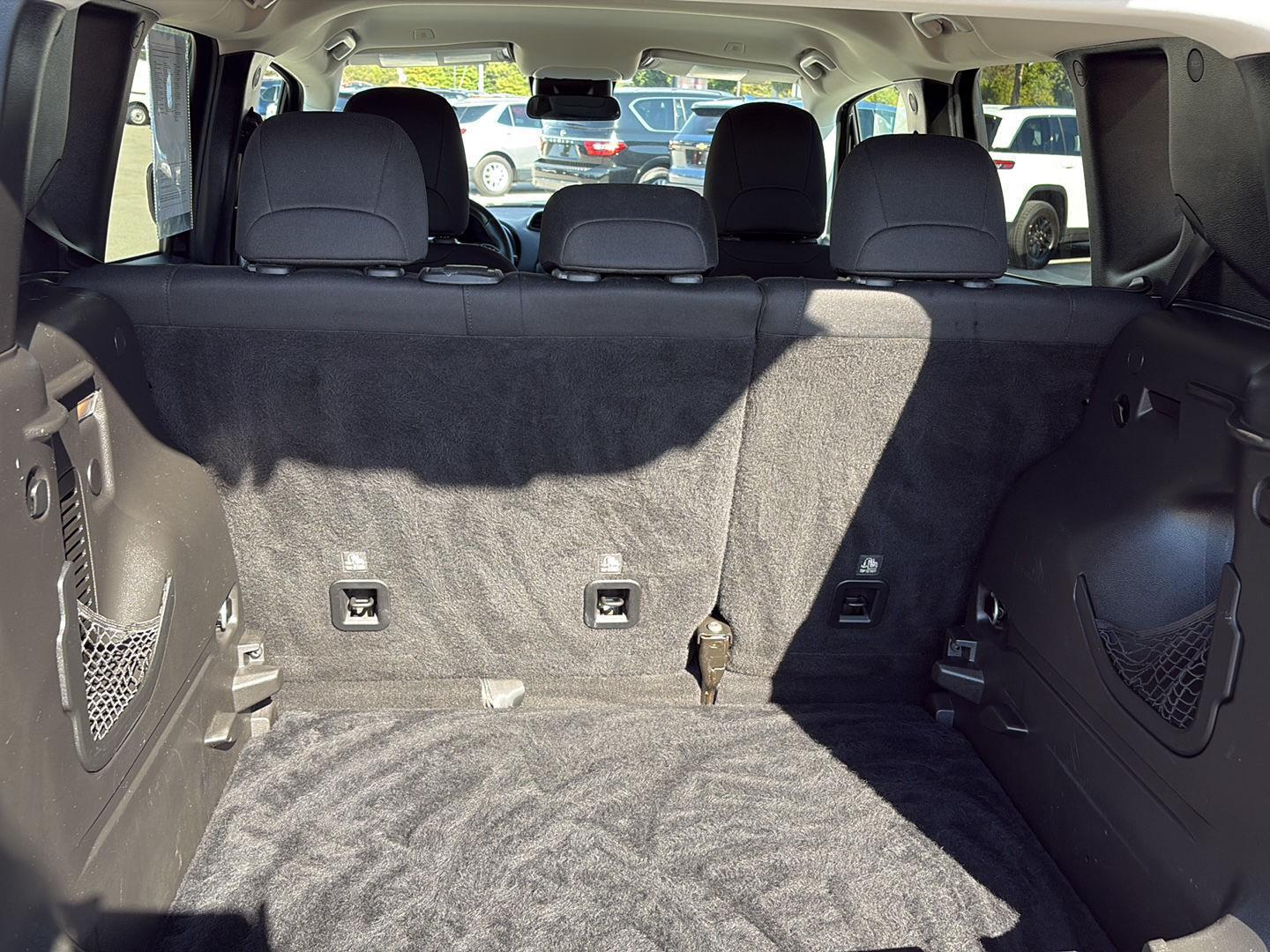 2018 Jeep Renegade Latitude North Edition photo 19