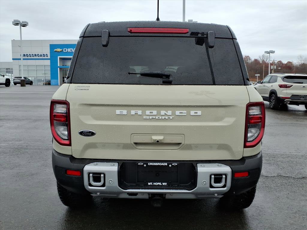 2025 Ford Bronco Sport Outer Banks photo 4
