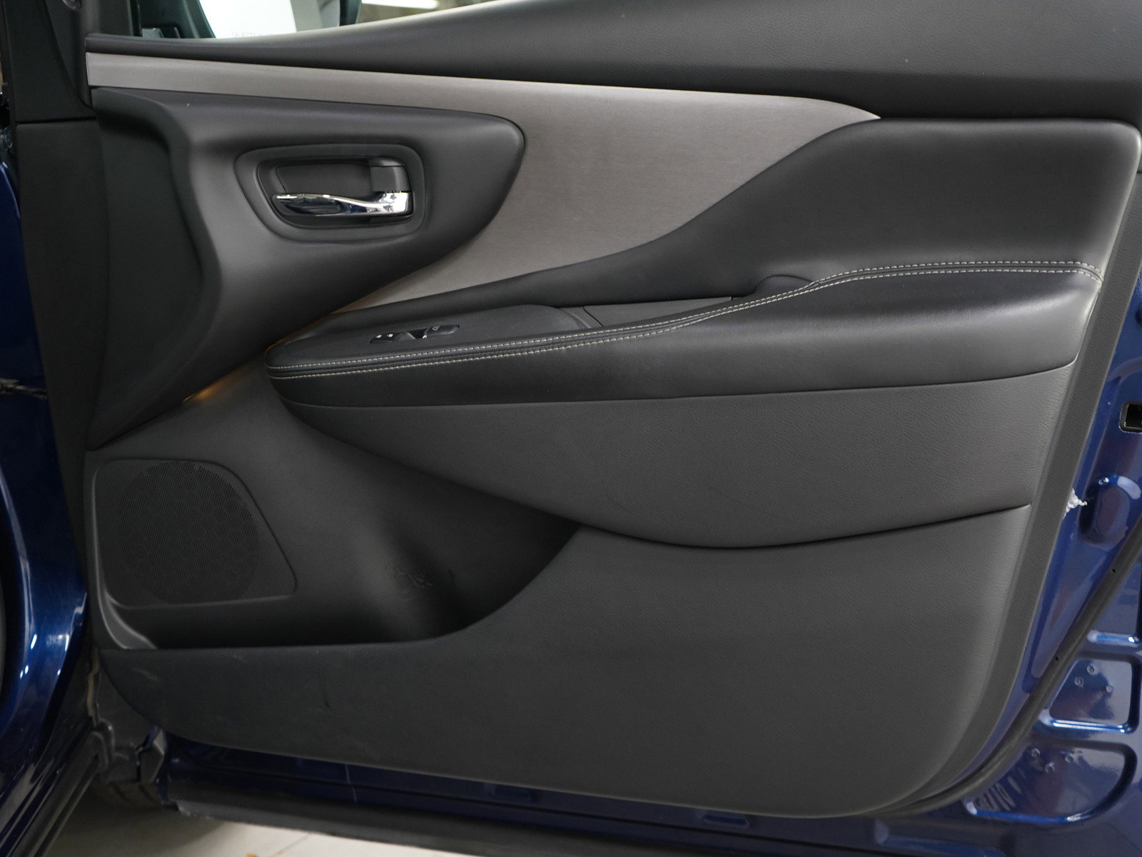 2020 Nissan Murano SL photo 9