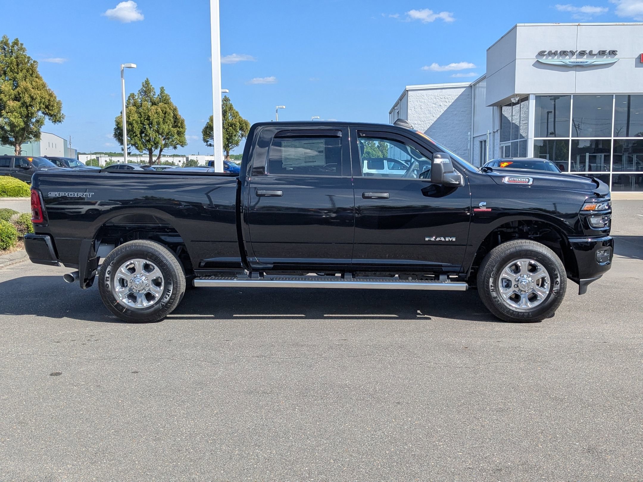 2025 Ram 2500 Big Horn photo 4