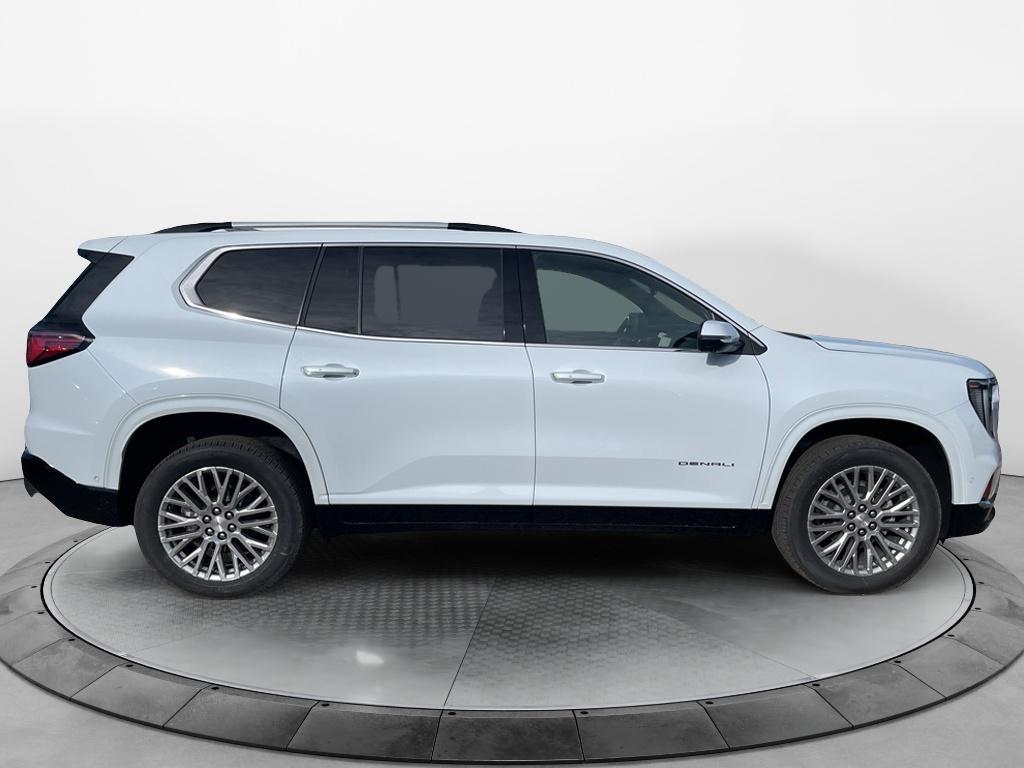 2026 Gmc Acadia Denali photo 4