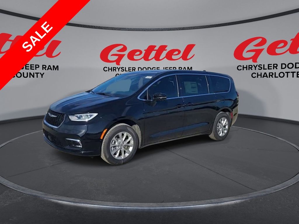 2025 Chrysler Pacifica photo 4