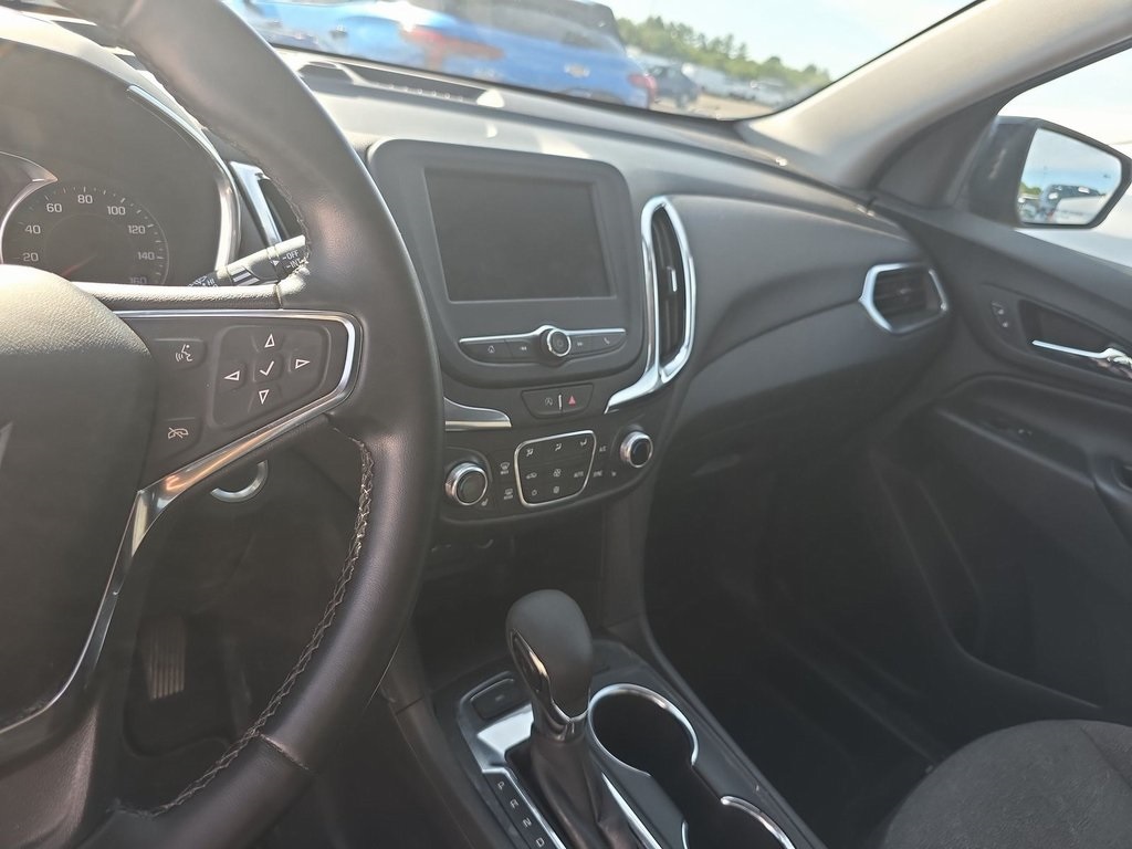 2023 Chevrolet Equinox LT photo 4