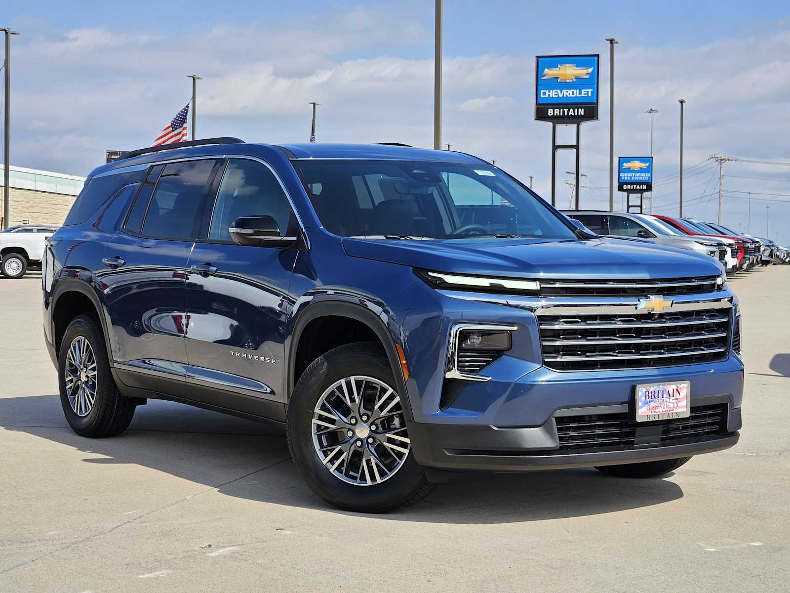 2026 Chevrolet Traverse LT's photo
