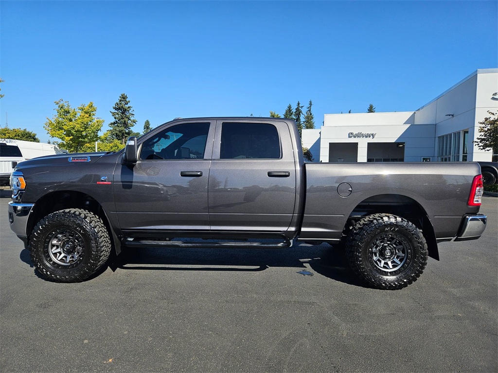 2024 Ram 2500 Tradesman photo 2