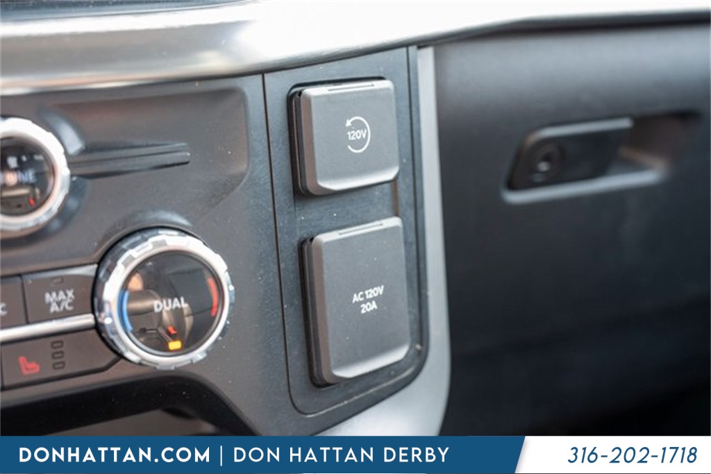 2022 Ford F-150 Lariat photo 11