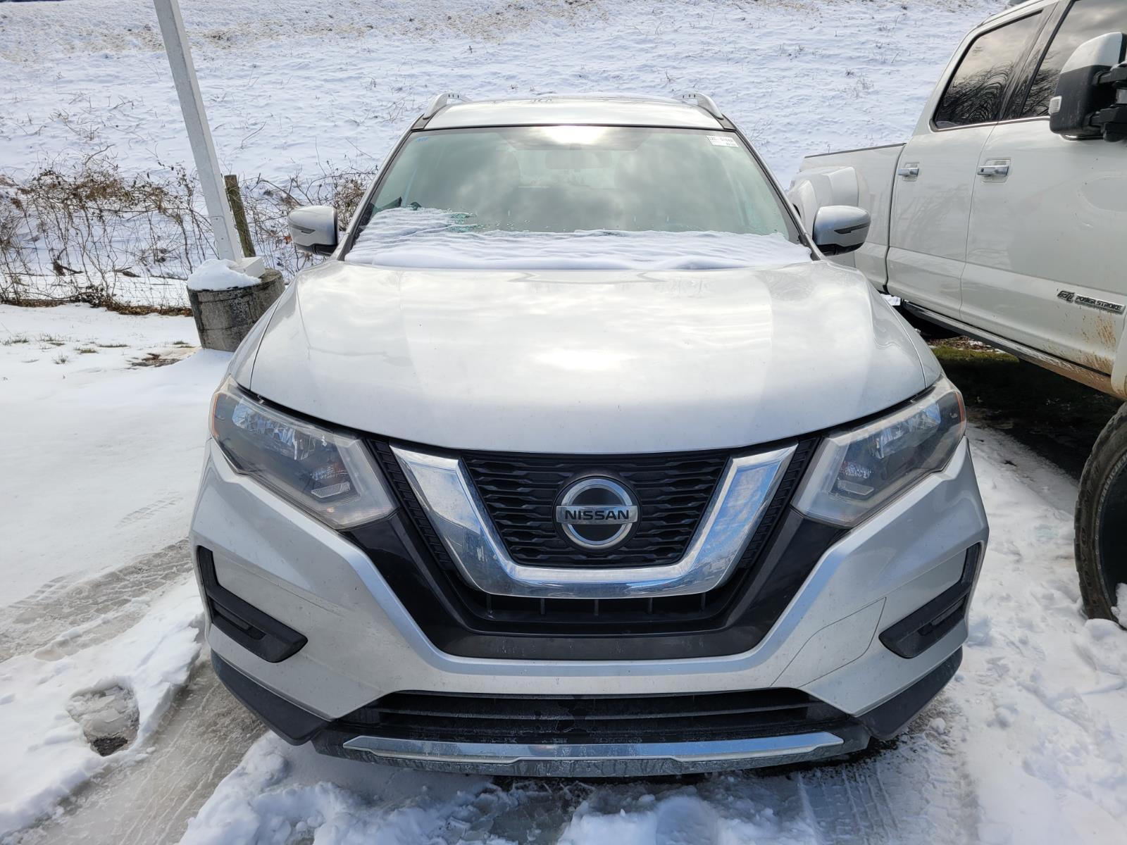 Used 2018 Nissan Rogue SV with VIN KNMAT2MV8JP500221 for sale in Morganton, NC