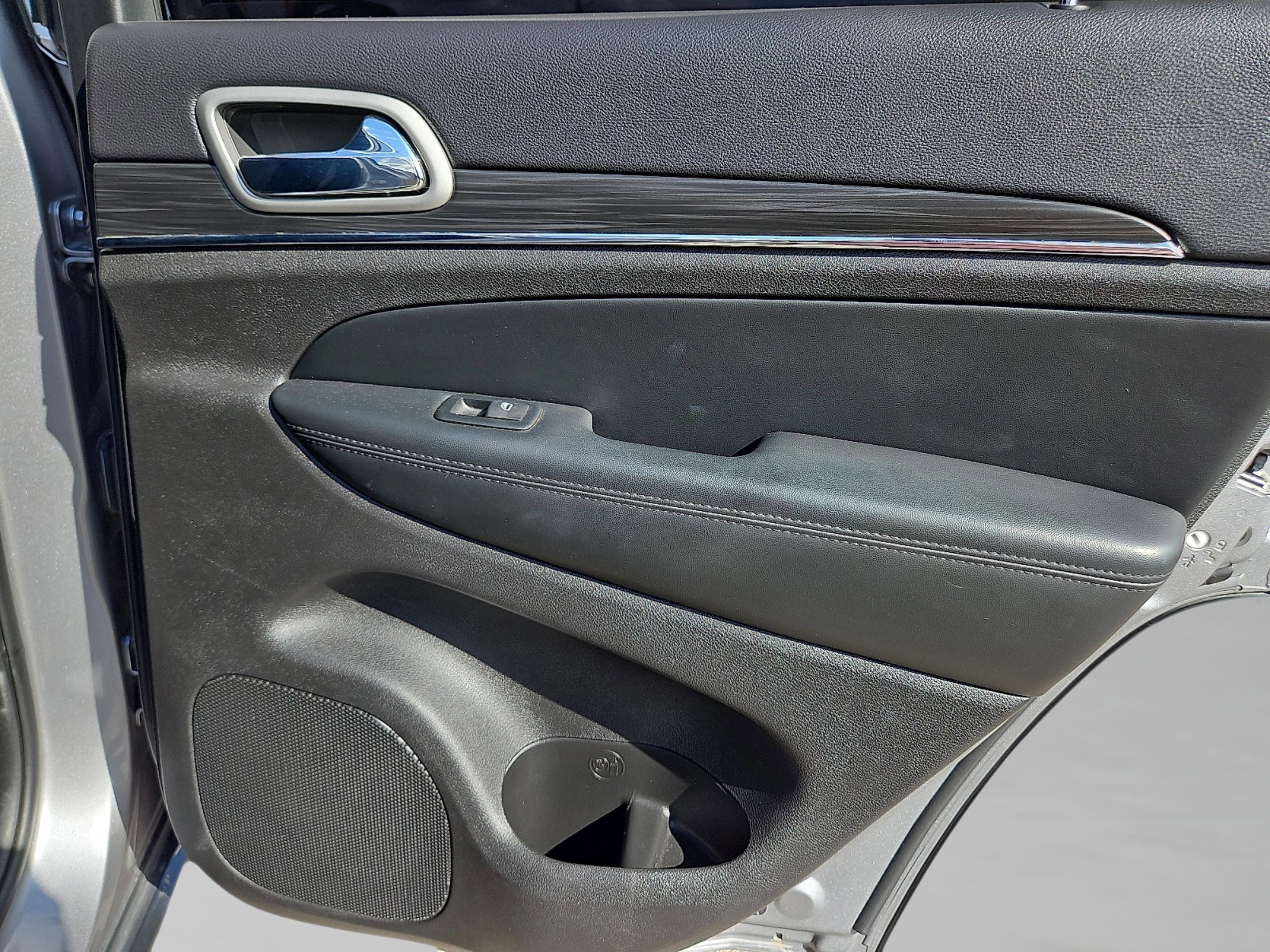 2021 Jeep Grand Cherokee Limited photo 16