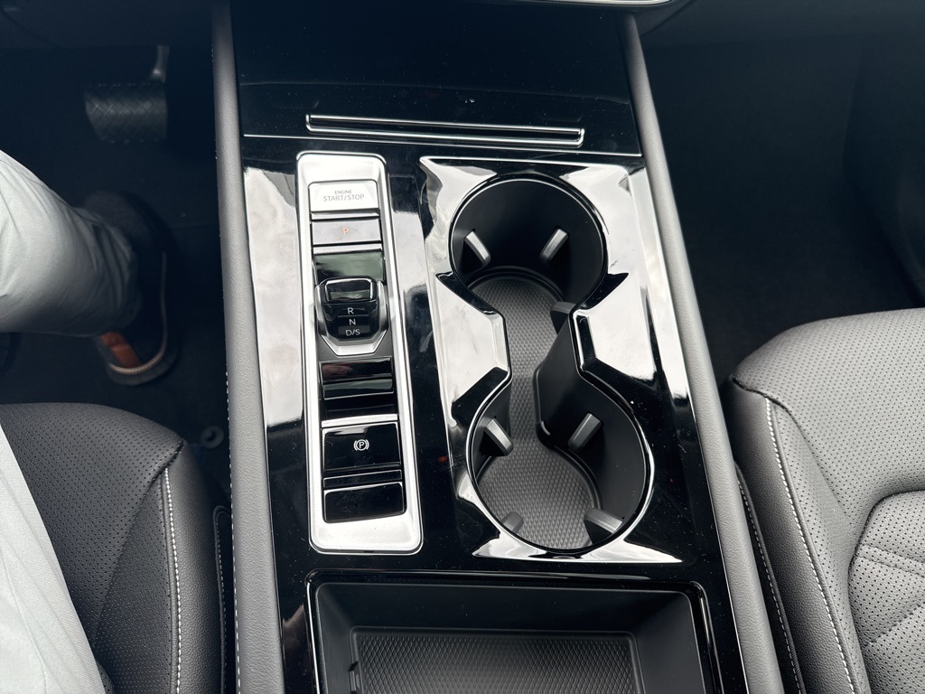2026 Volkswagen Atlas SE Technology photo 20