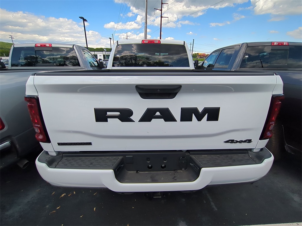 2025 Ram 2500 Big Horn photo 2