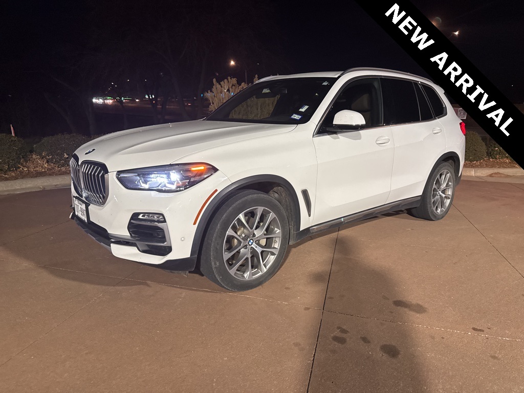 2020 BMW X5 40i's photo