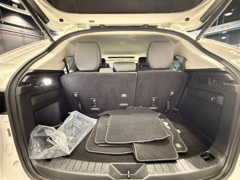 2024 Mazda CX-90 3.3 Turbo Preferred Plus photo 30