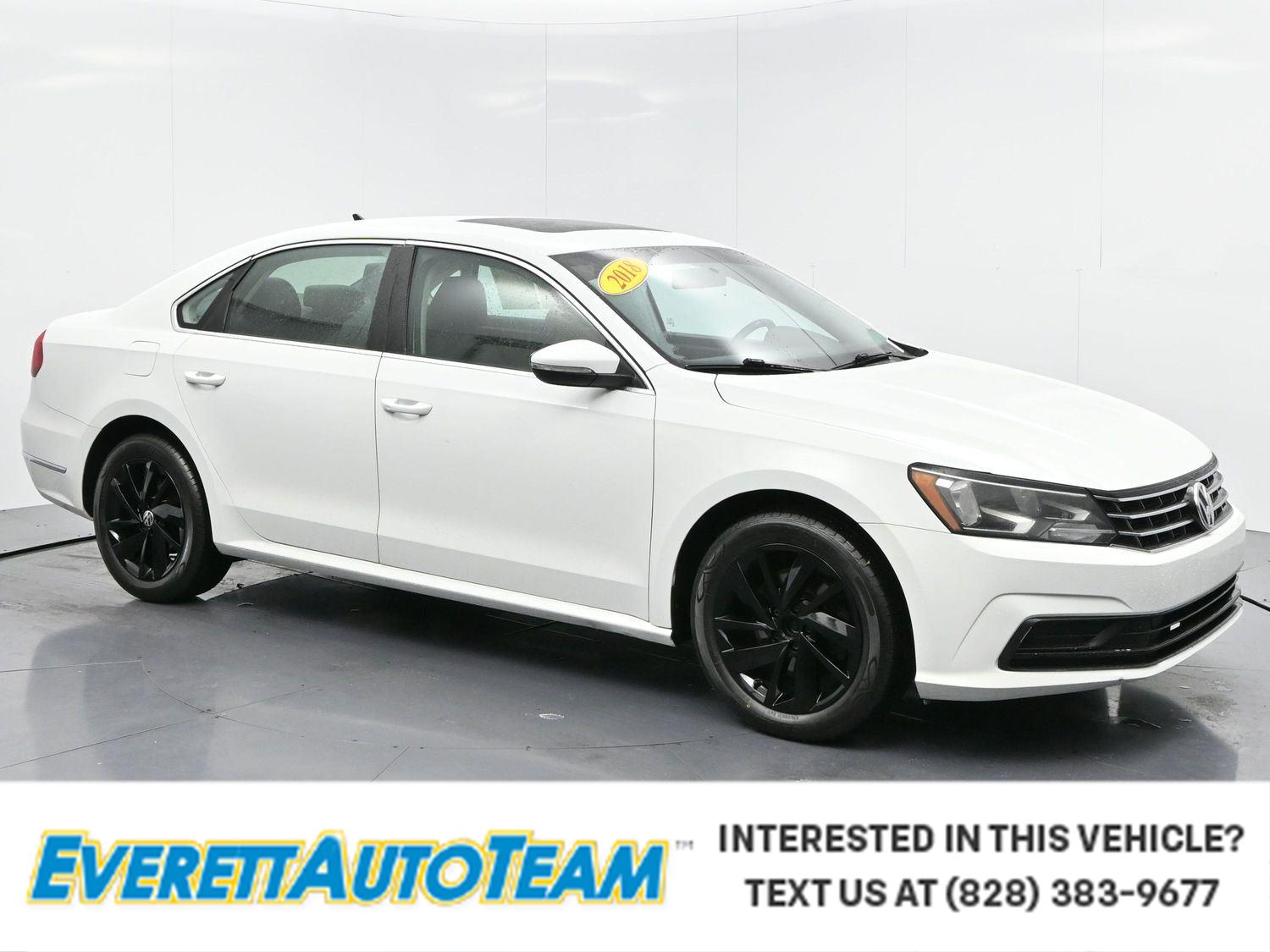 2018 Volkswagen Passat SE's photo