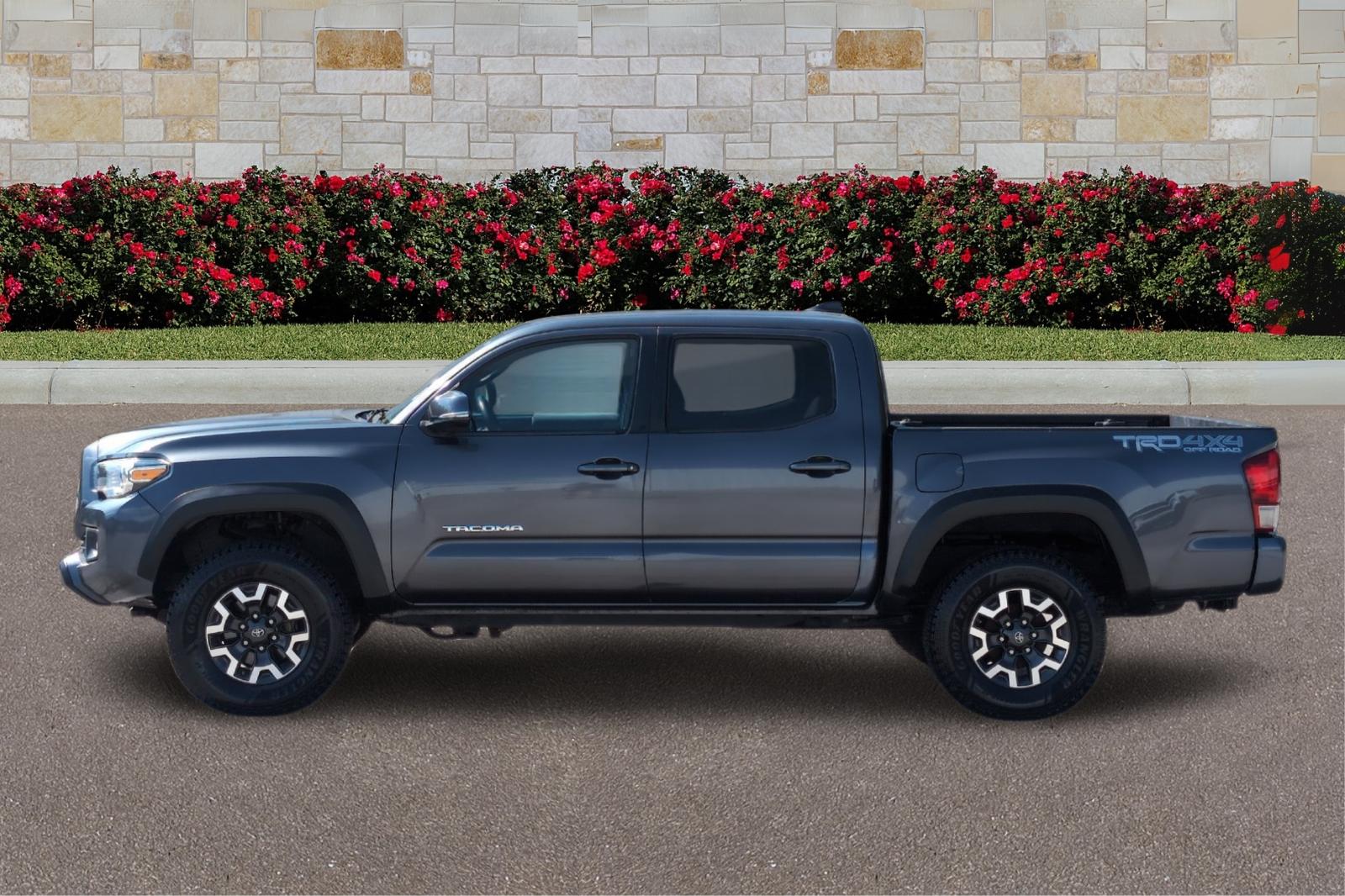 2017 Toyota Tacoma SR5 Sport TRD Pro photo 6