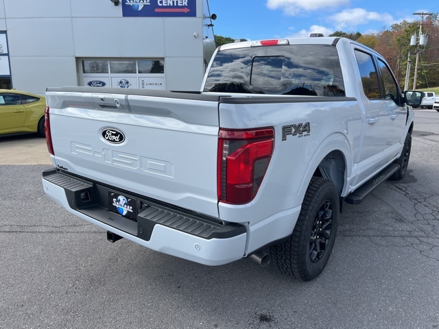 2025 Ford F-150 XLT photo 4