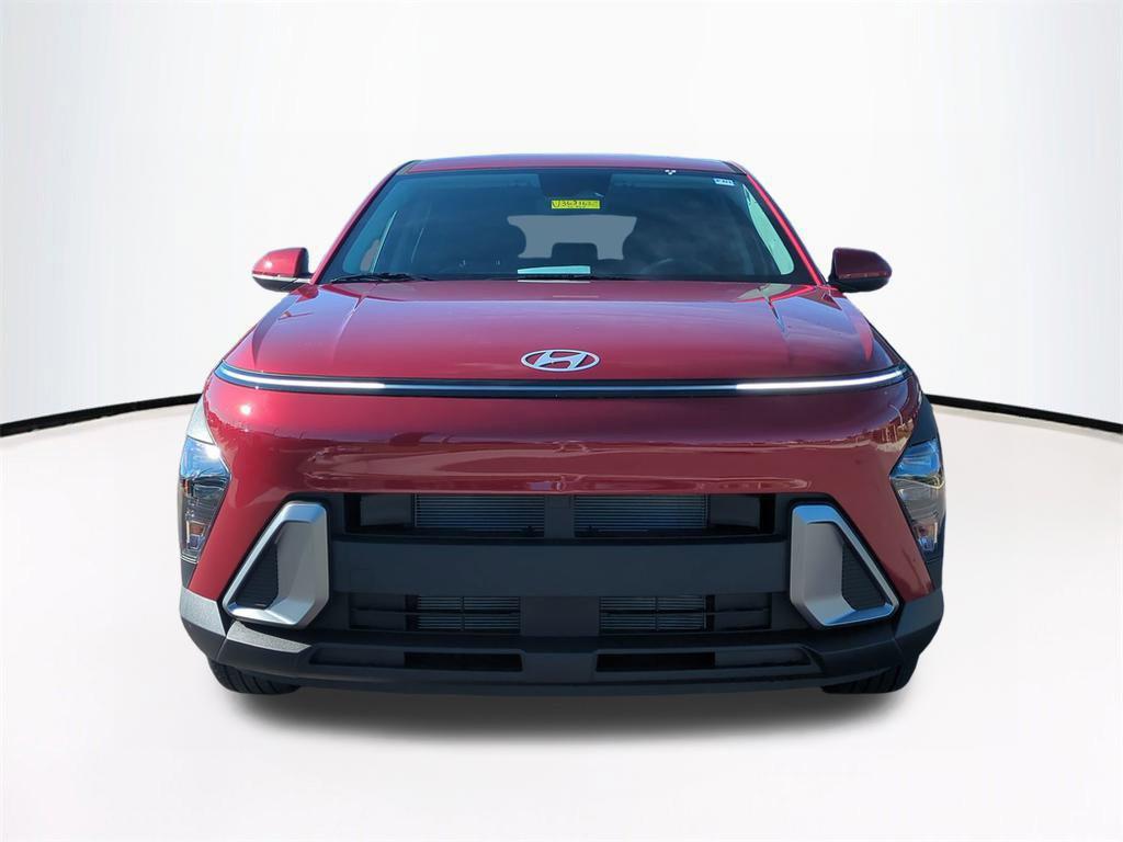 2026 Hyundai Kona SE photo 3