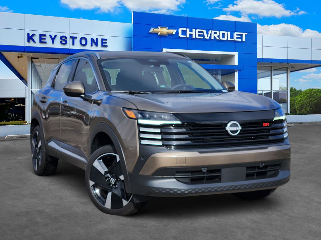 2025 Nissan Kicks SR's photo