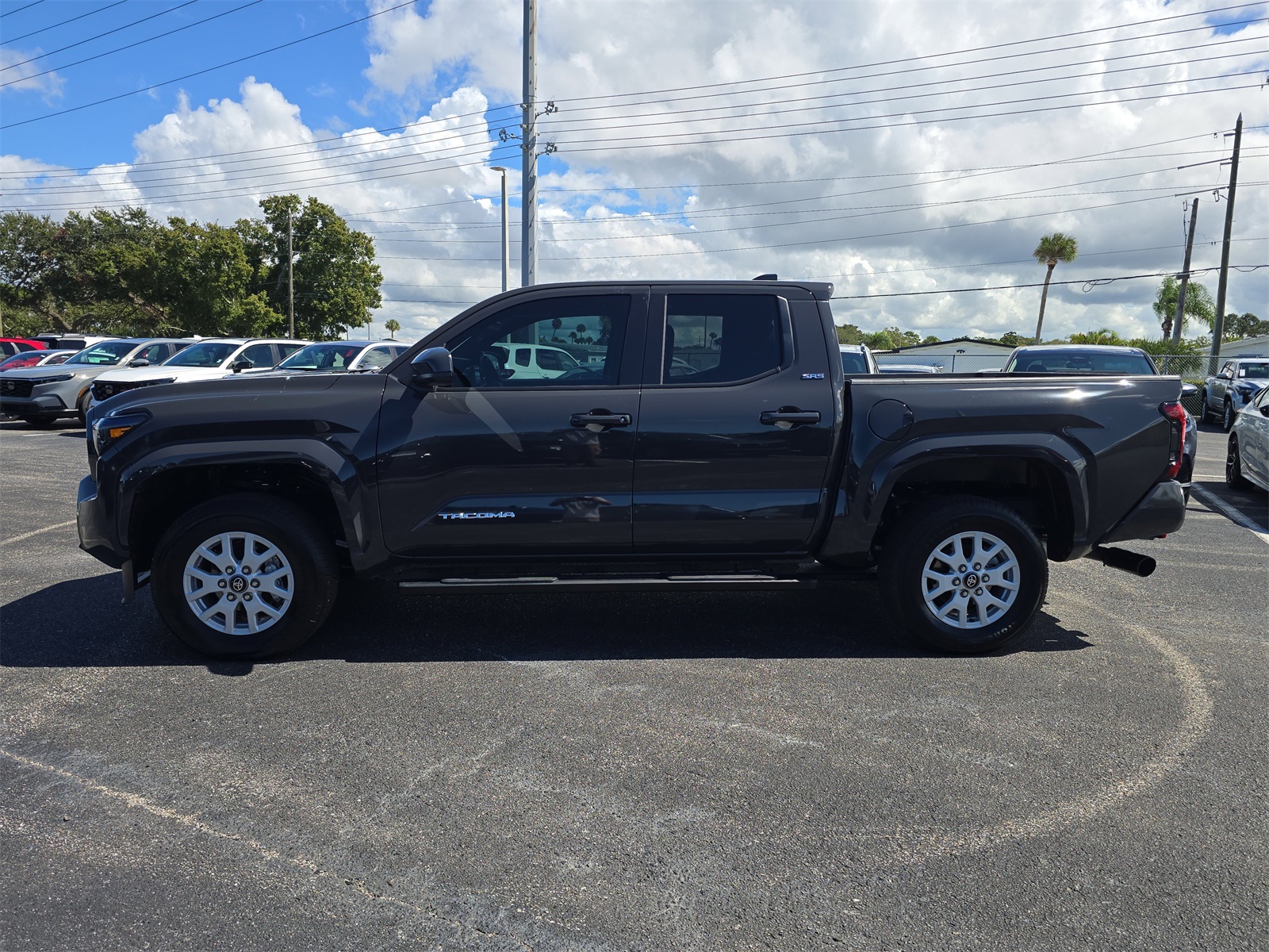 2025 Toyota Tacoma SR5 photo 6