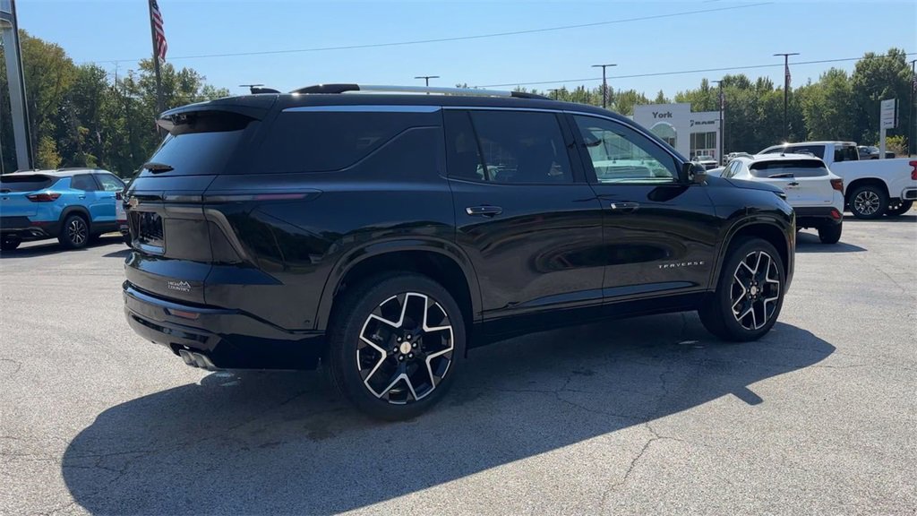 2026 Chevrolet Traverse High Country photo 9