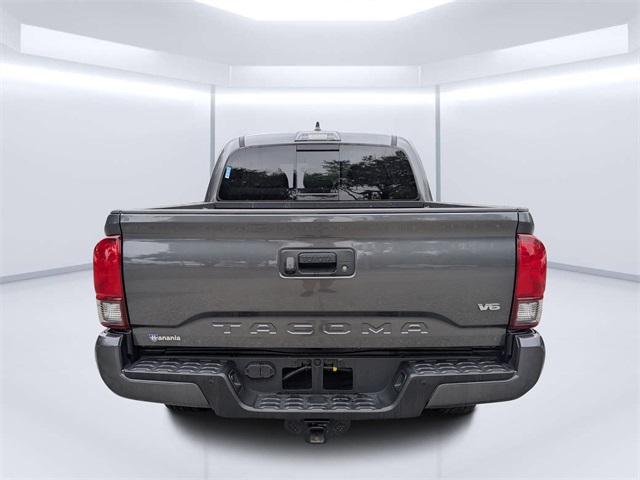 2022 Toyota Tacoma SR5 photo 4