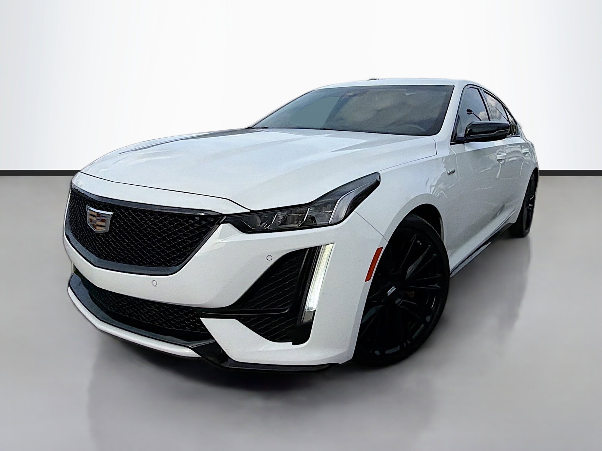 2022 Cadillac CT5 V-Series's photo