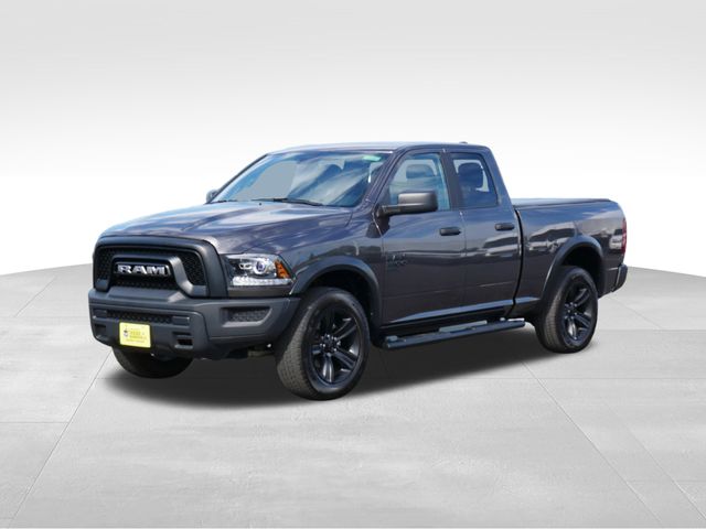 2022 Ram 1500 Classic Warlock photo 3