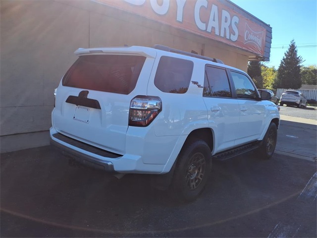2023 Toyota 4Runner TRD Off-Road Premium photo 4