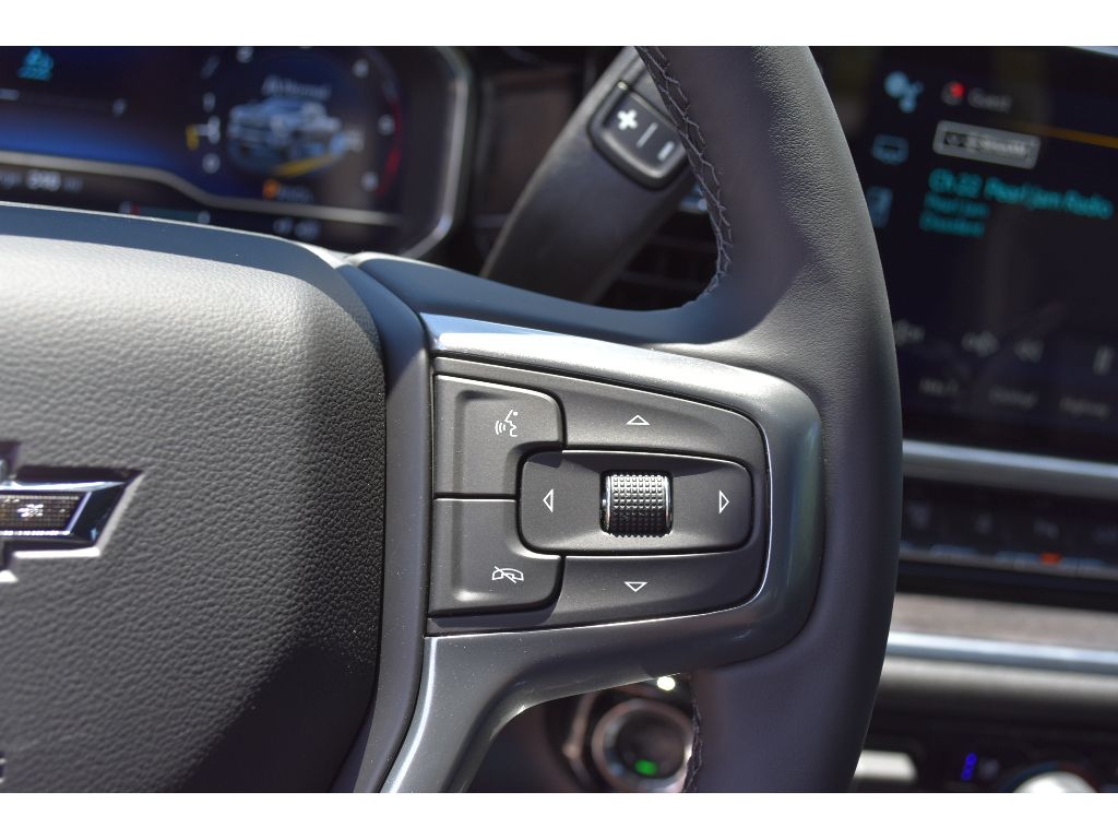 2025 Chevrolet Silverado 2500HD LTZ photo 20