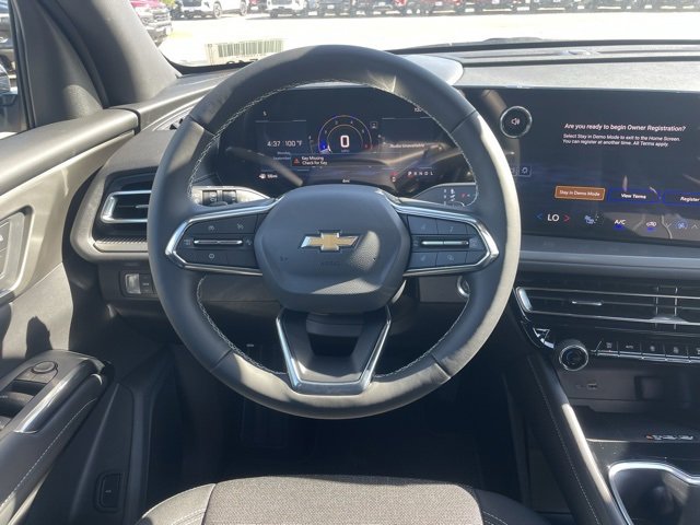 2026 Chevrolet Traverse photo 13