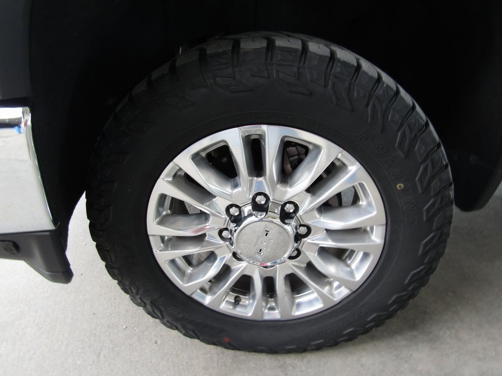 2023 Chevrolet Silverado 2500HD LTZ photo 30