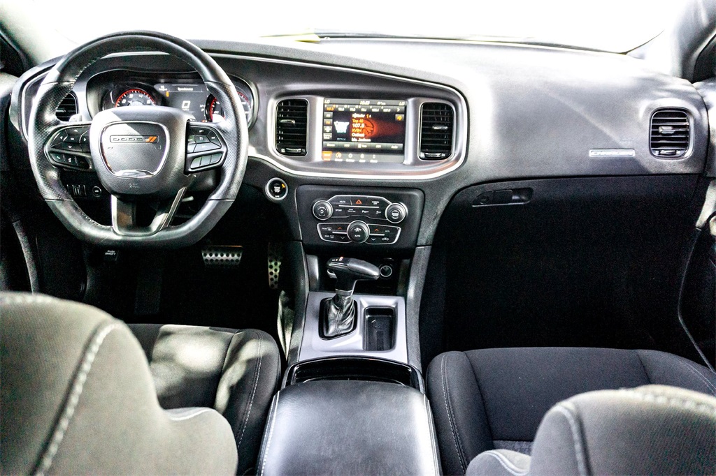 2020 Dodge Charger GT photo 27