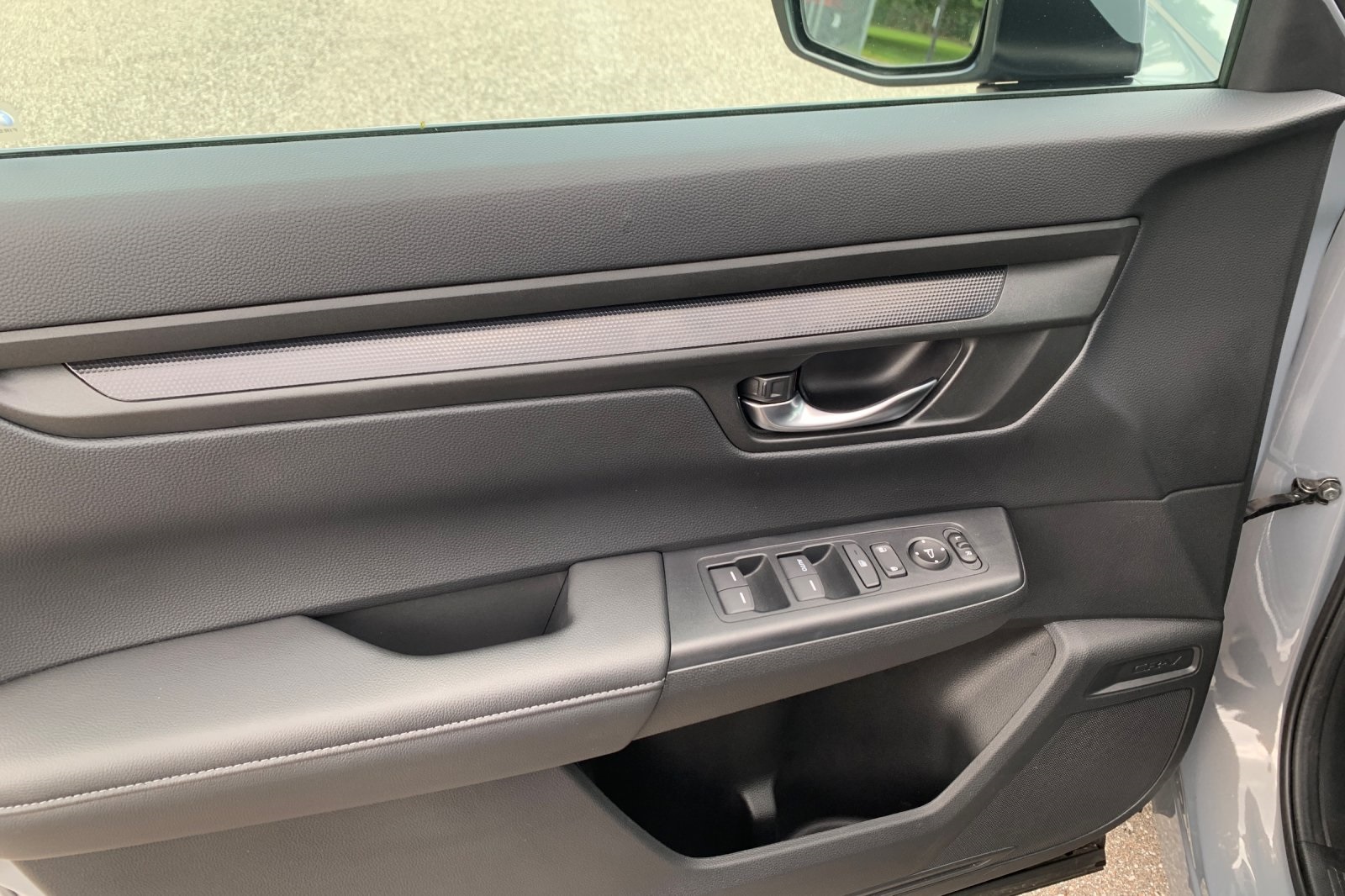 2024 Honda CR-V LX photo 11