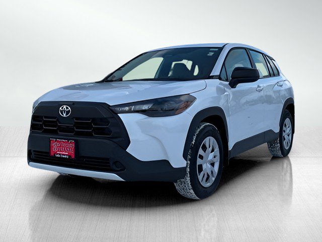 新型COROLLA CROSS Explore the new Corolla Cross | Lake Country Toyota