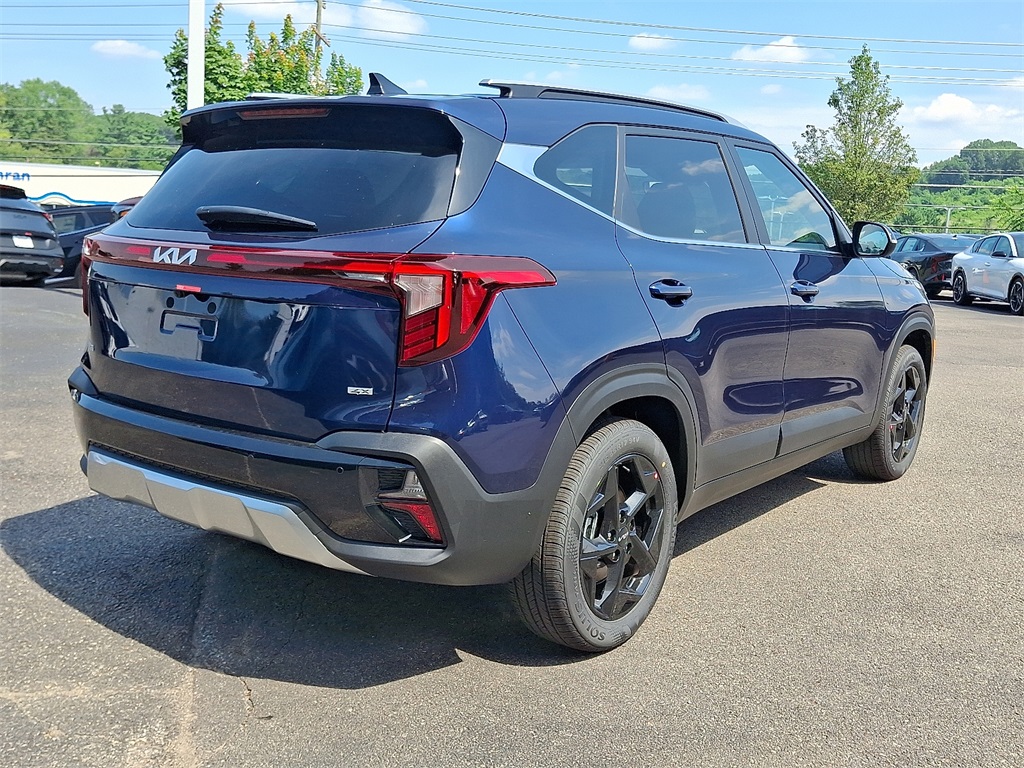 2026 Kia Seltos EX photo 6