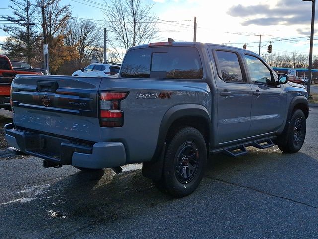 2025 Nissan Frontier PRO-4X photo 3