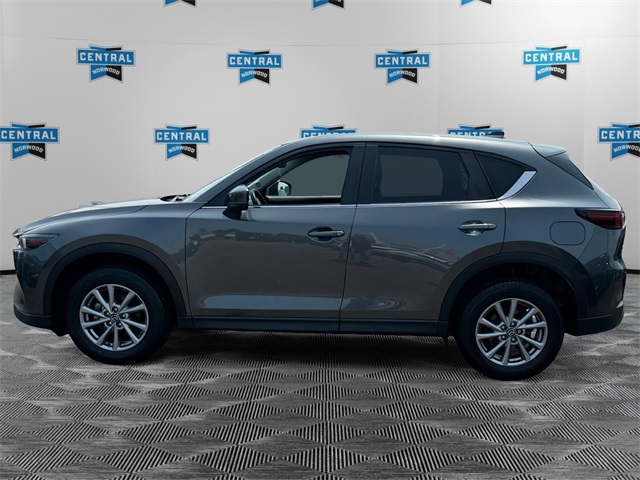 2022 Mazda CX-5 2.5 S Preferred photo 2
