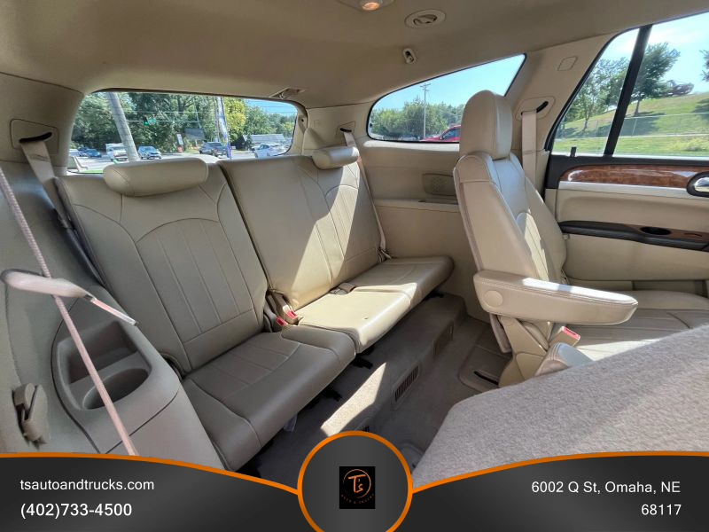 2012 Buick Enclave Leather photo 17