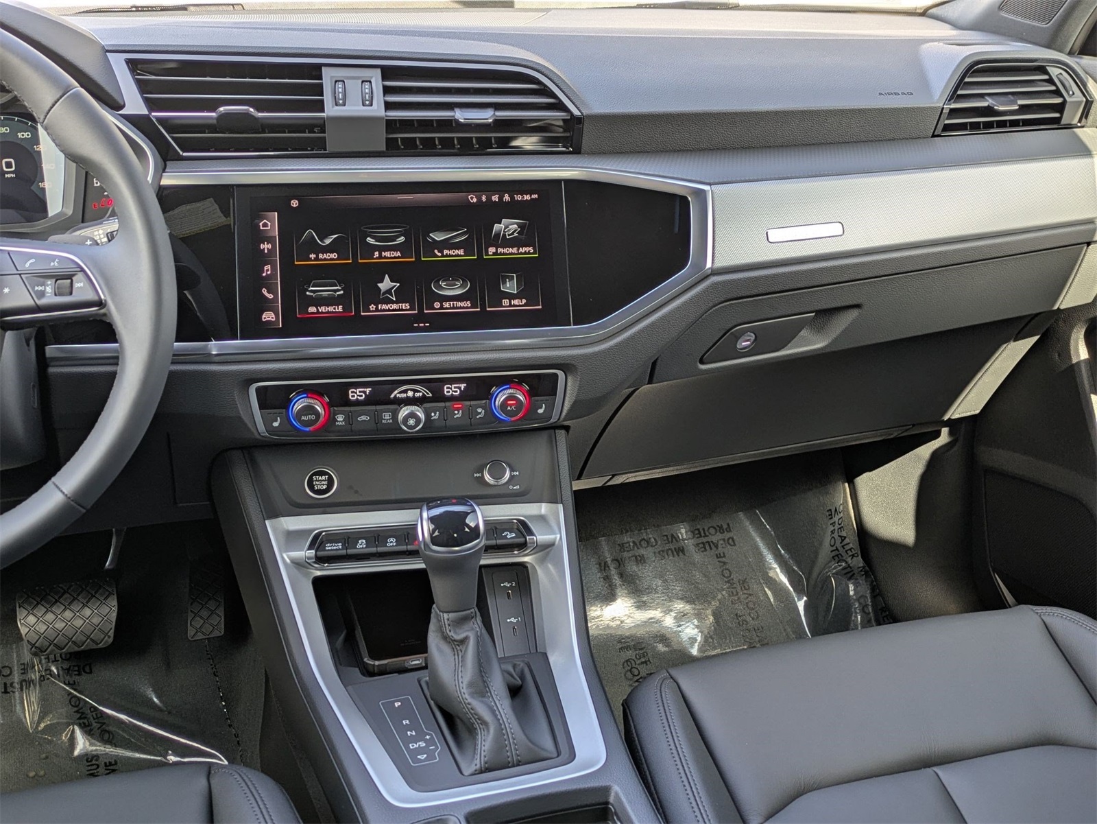 2025 Audi Q3 S line Premium photo 3