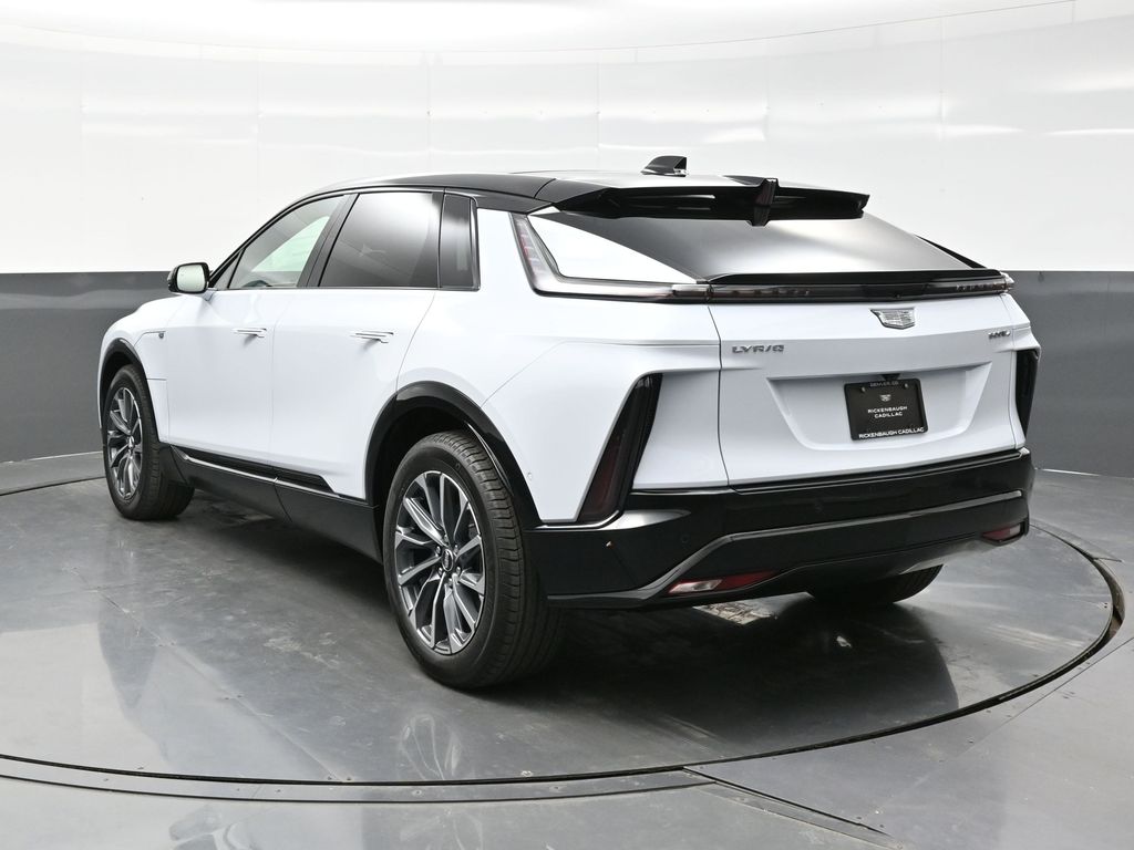 2026 Cadillac Lyriq Sport photo 4