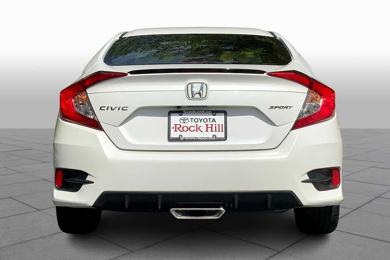 2019 Honda Civic Sport photo 4