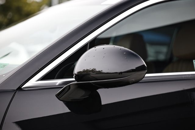2025 Genesis G90 3.5T AWD photo 8