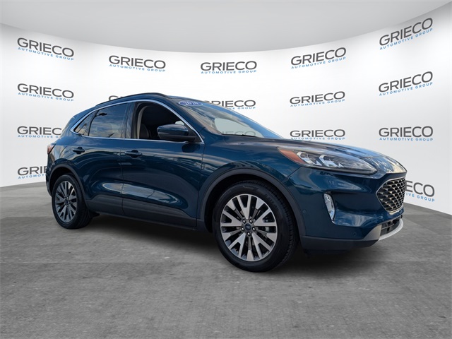 2020 Ford Escape Titanium