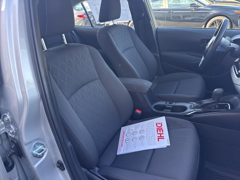 2025 Toyota Corolla LE photo 41