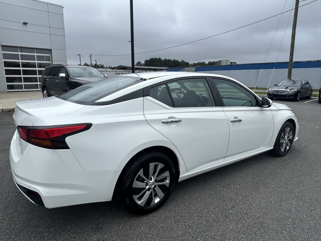 2021 Nissan Altima 2.5 S photo 3