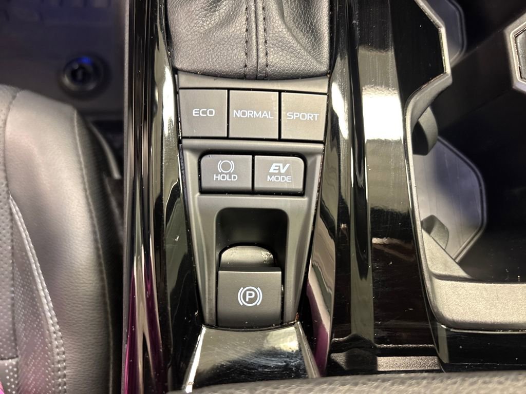 2025 Toyota Camry XSE photo 32