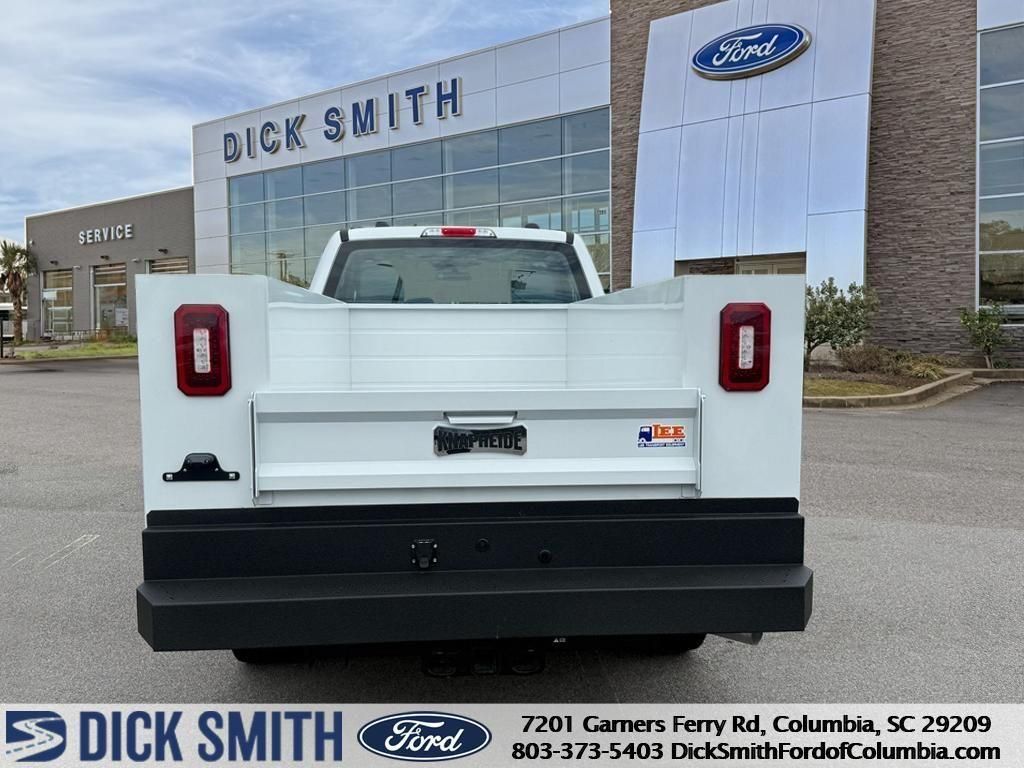 2025 Ford F-250 XL photo 4