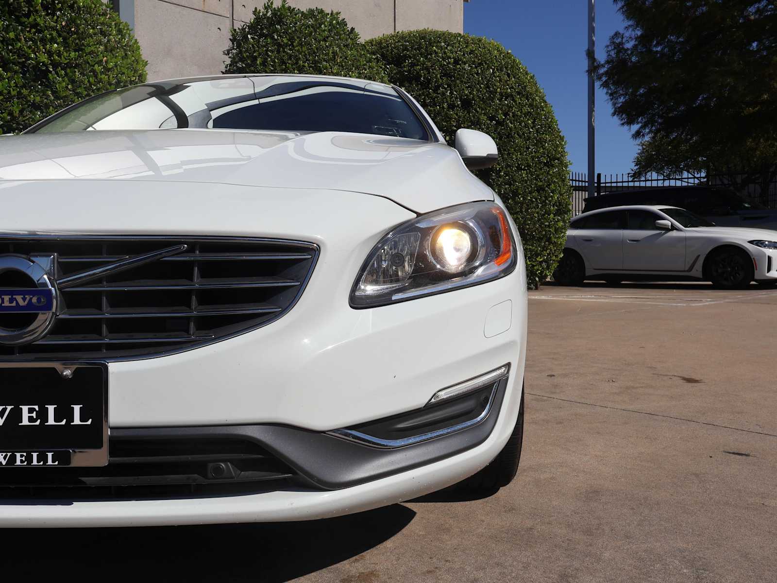 2018 Volvo S60 Inscription Platinum photo 4