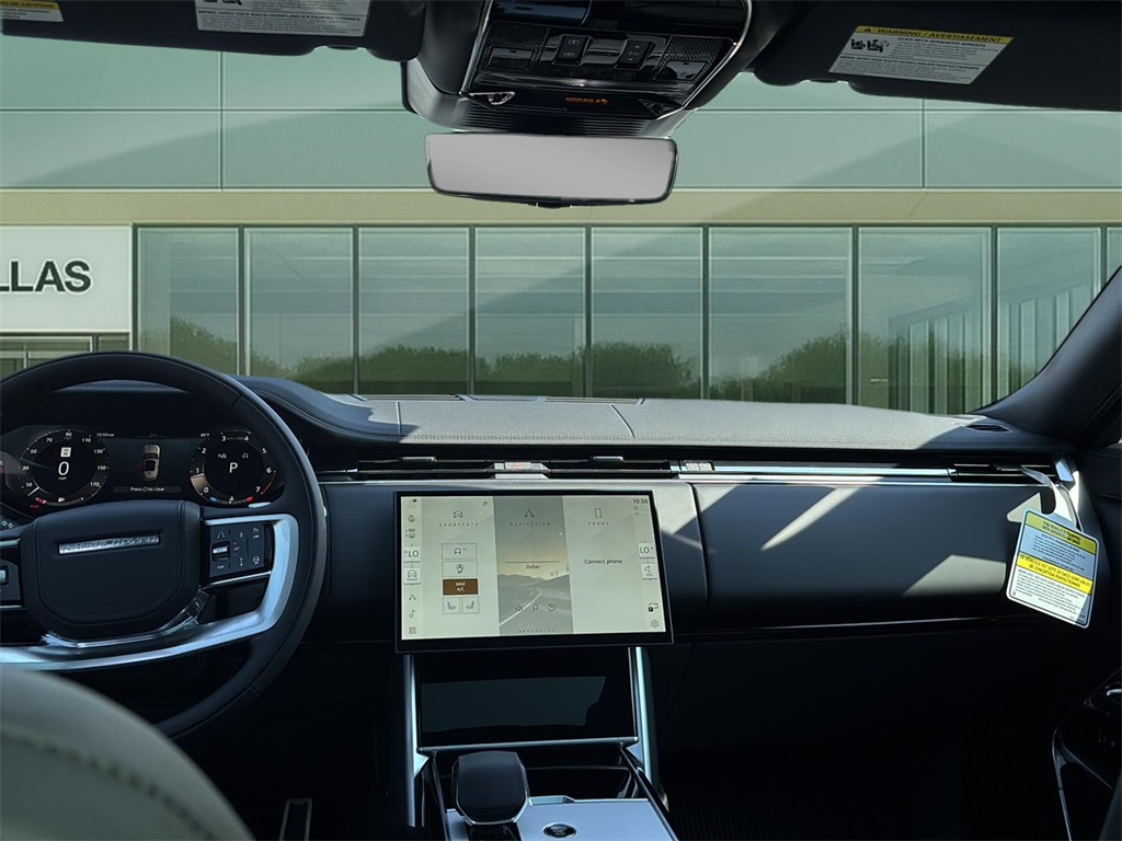 2025 Land Rover Range Rover SE photo 12